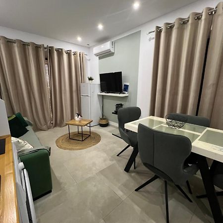 Apartment Artemis Himare Exterior photo